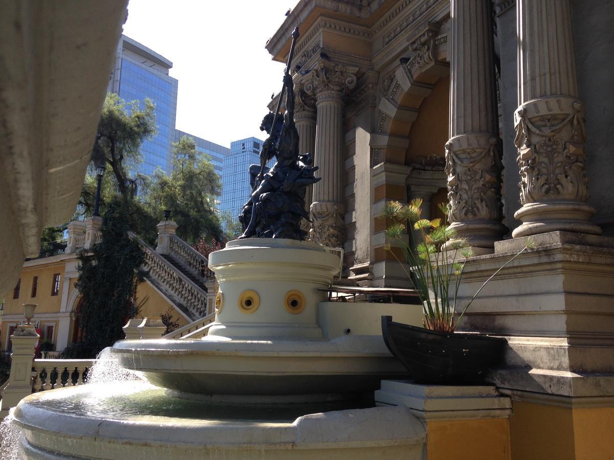 Azzai Bellas Artes Santiago Eksteriør bilde
